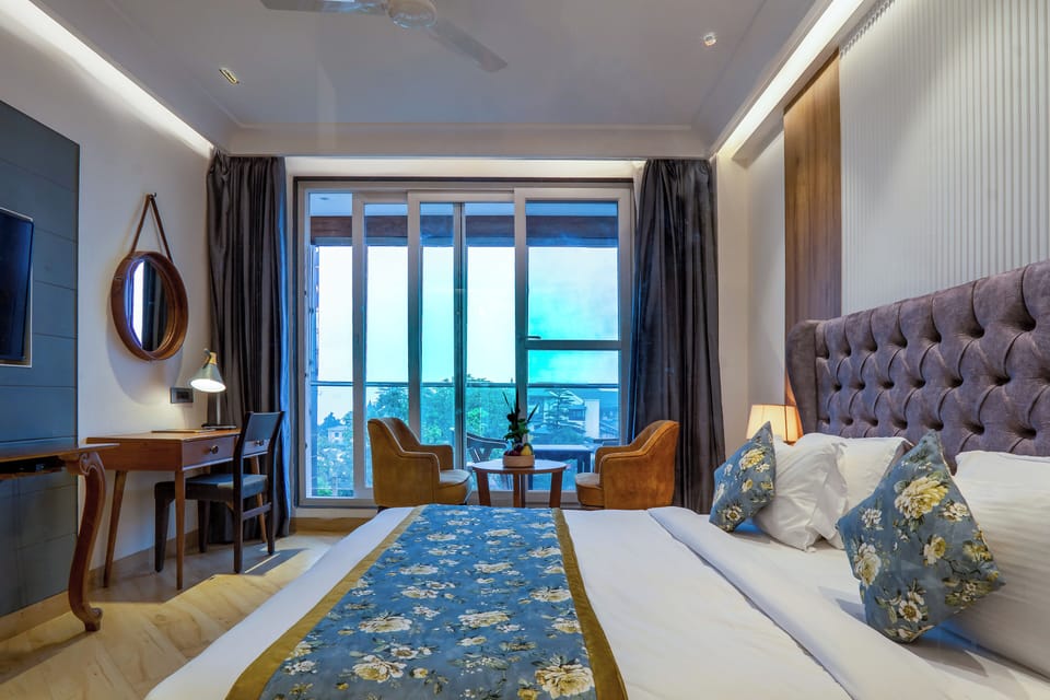 Elite Double Room | Soundproofing, free WiFi