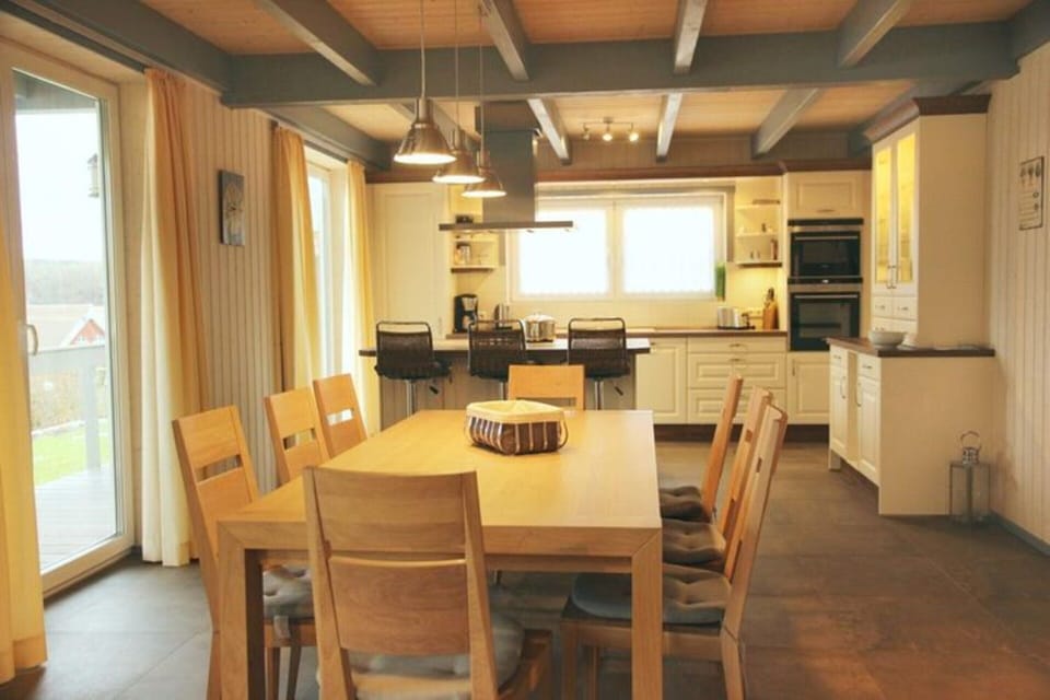 House | Dining
