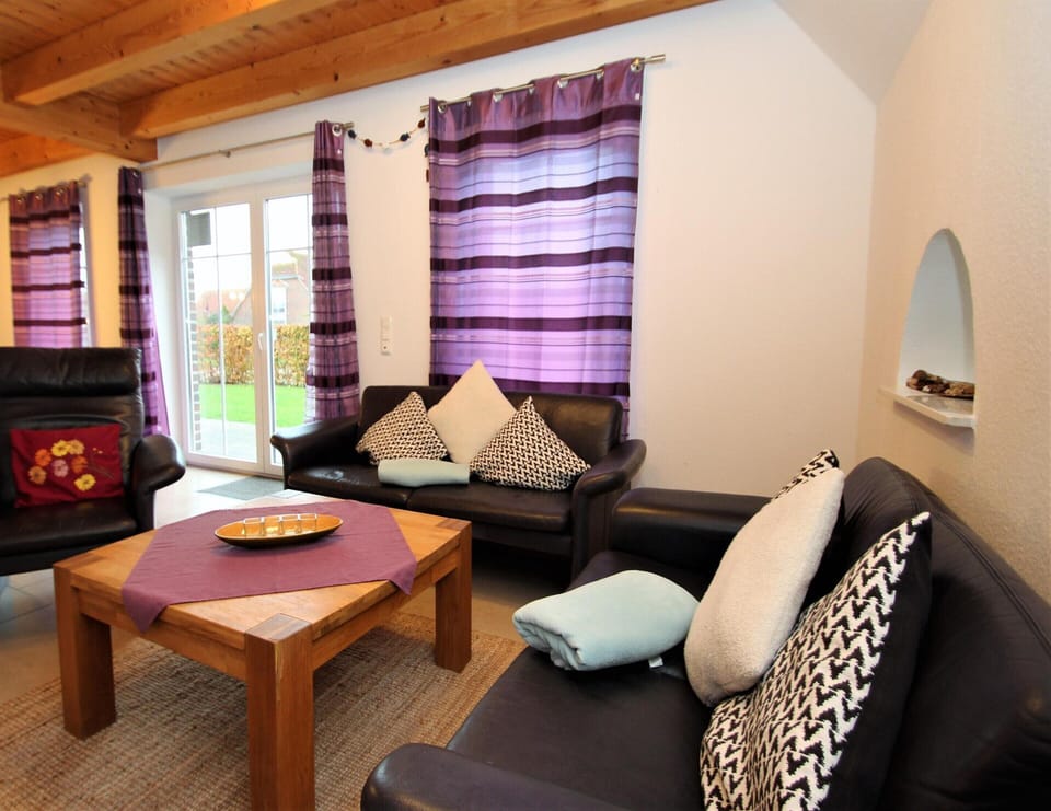 House | Living room