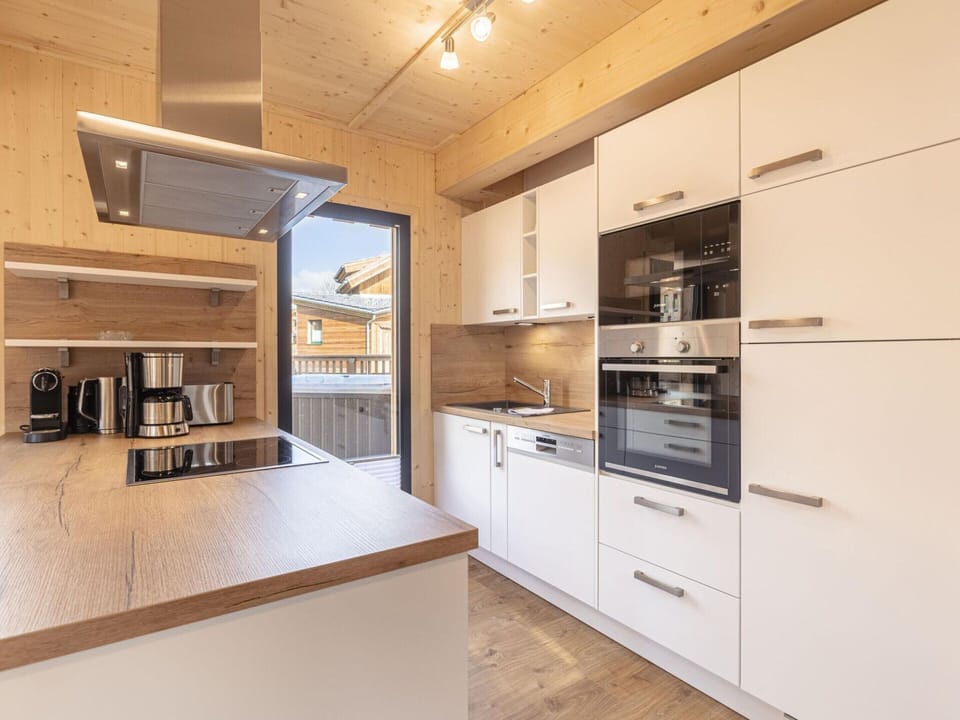 Chalet | Private kitchen | Highchair