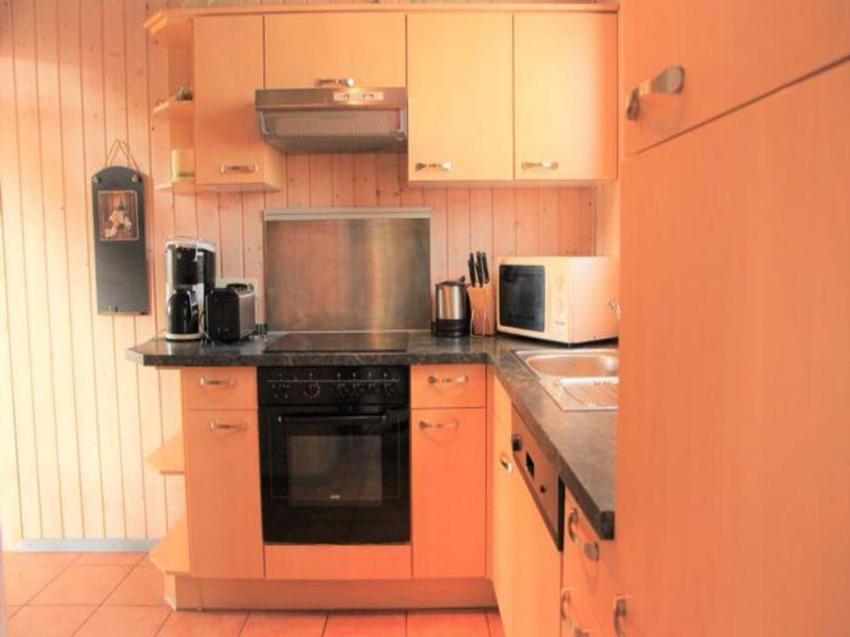 House | Private kitchen | Electric kettle, toaster