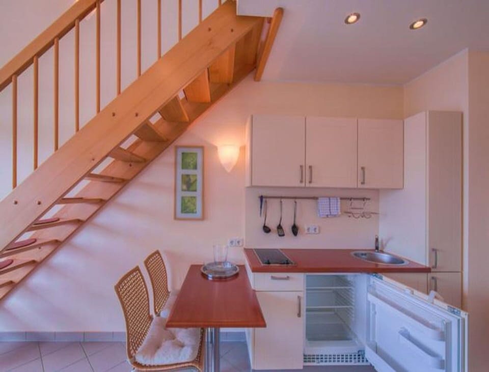 Apartment | Dining