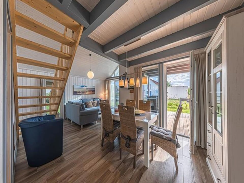 House | Dining
