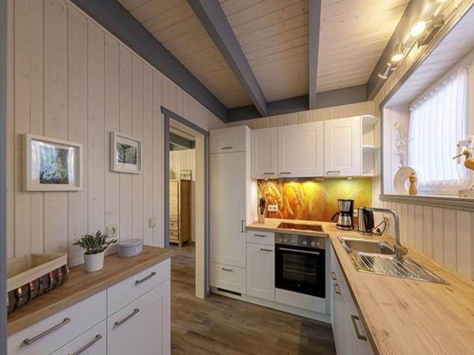 House | Private kitchen | Electric kettle, toaster