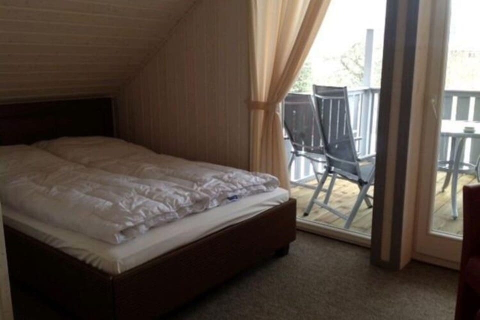 House | 3 bedrooms, individually furnished