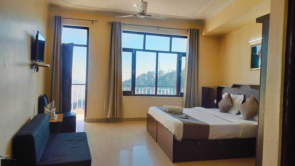 Double Room, Balcony, Mountain View