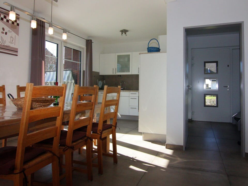 House | Dining