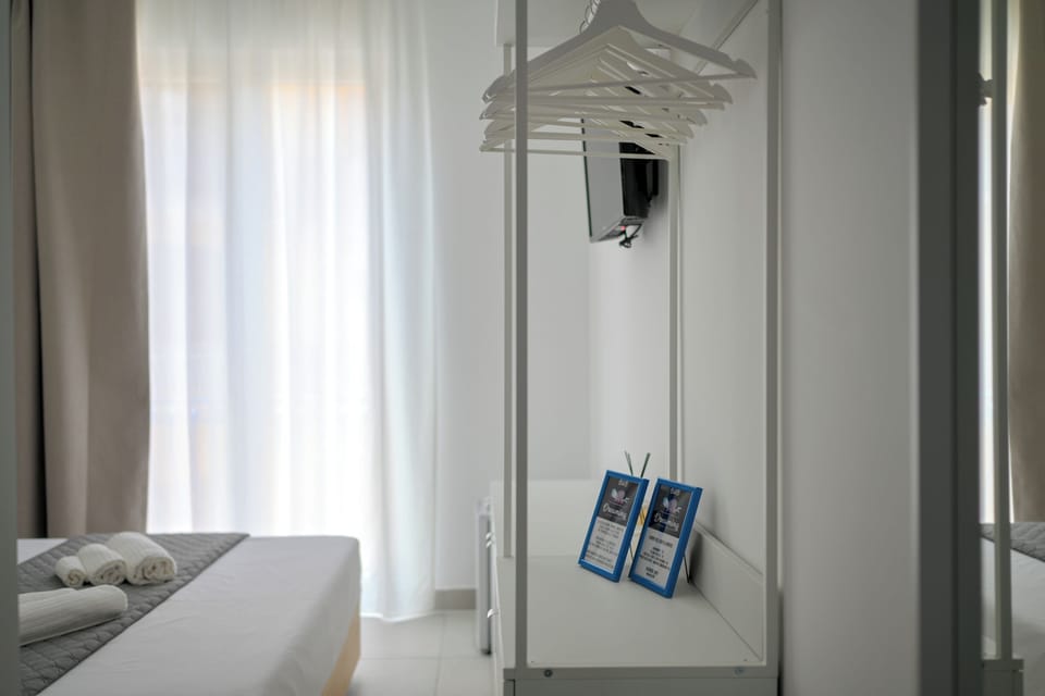 Comfort Double or Twin Room | Free WiFi
