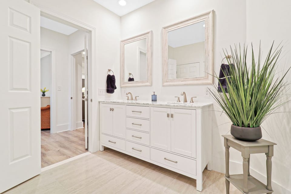 King Bathroom