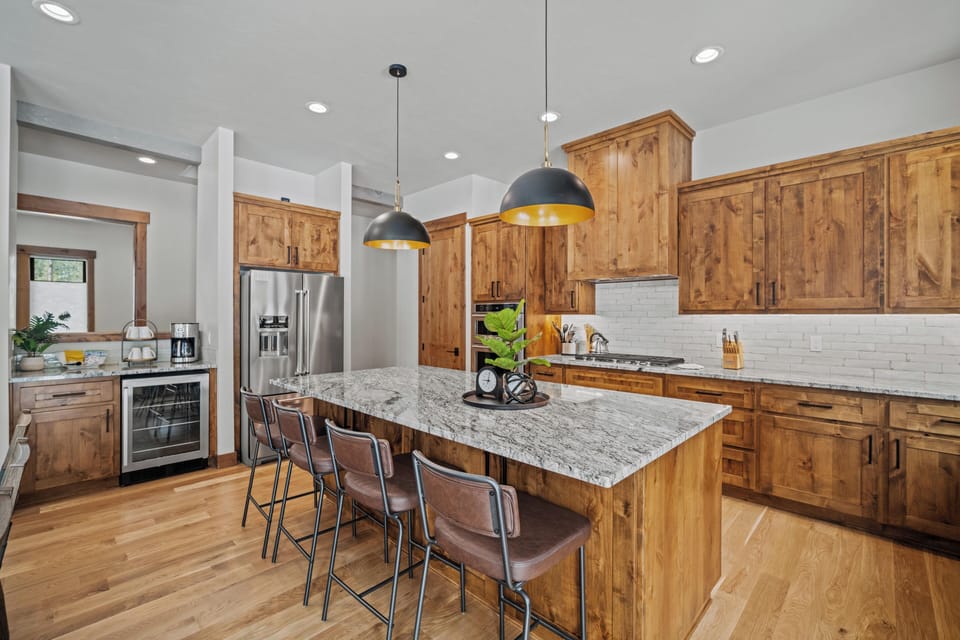 56331 Mirror Rock-19