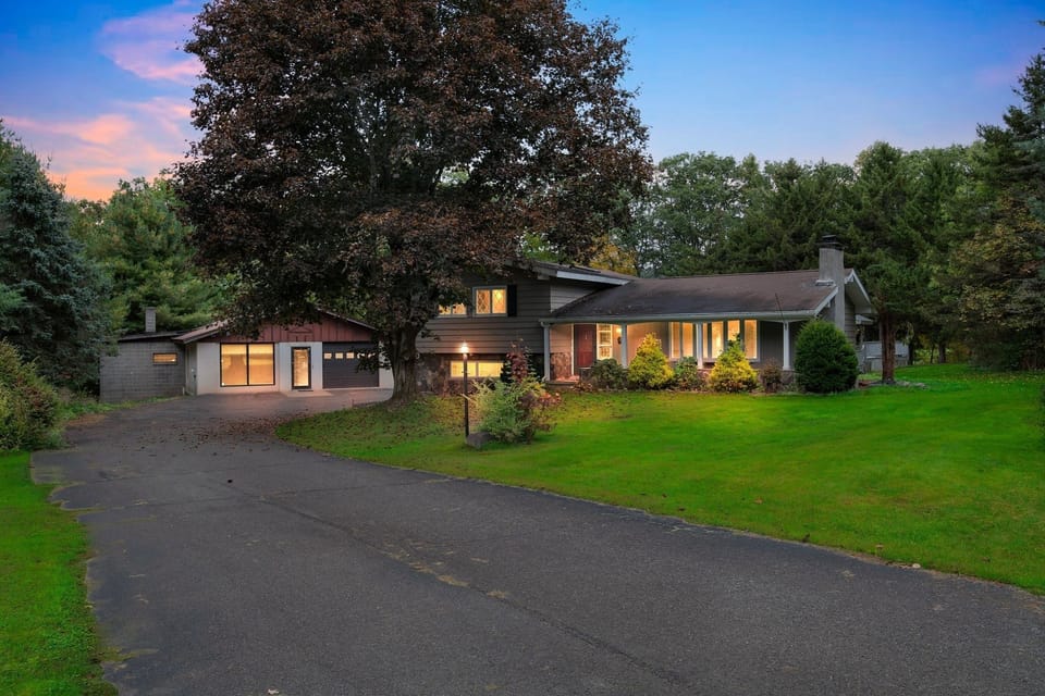 House, 3 Bedrooms | Exterior