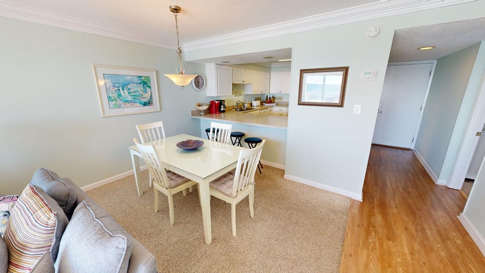 Condo, 1 Bedroom | Interior