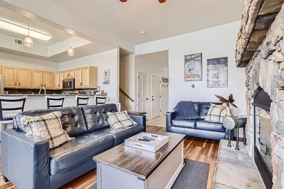 House, 3 Bedrooms | Living area | Smart TV