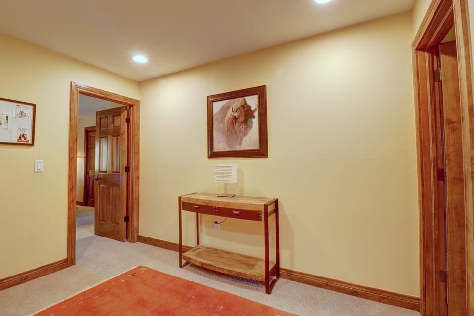 Condo, 3 Bedrooms | Interior