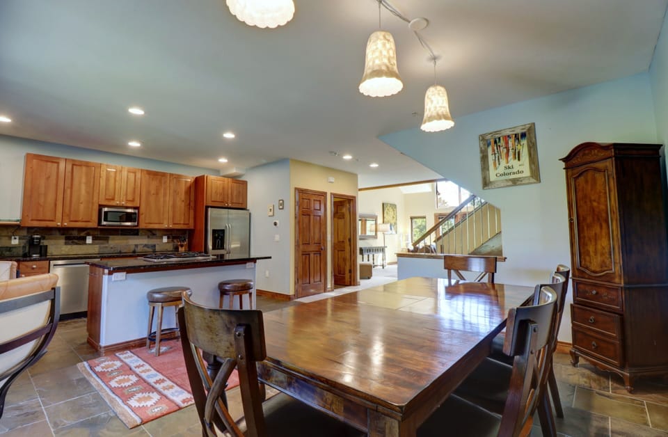 Condo, 3 Bedrooms | Dining