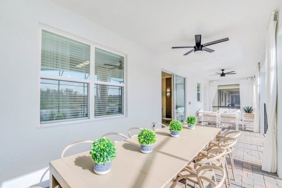 House, Multiple Bedrooms | Outdoor dining