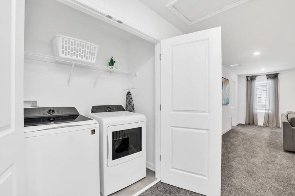 House, Multiple Bedrooms | Laundry