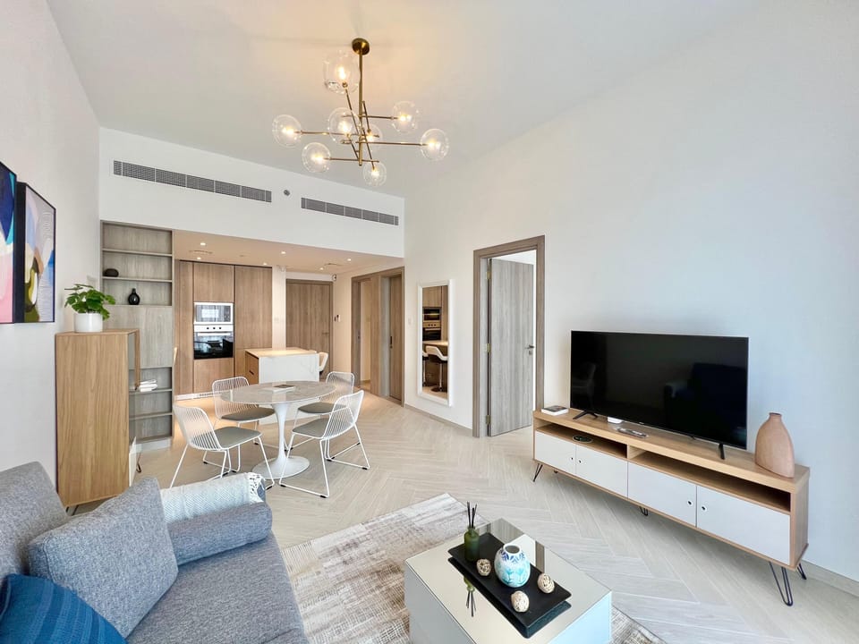 Deluxe Apartment, Balcony | Living area
