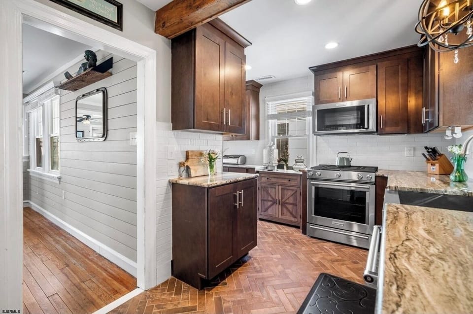 fully stocked kitchen