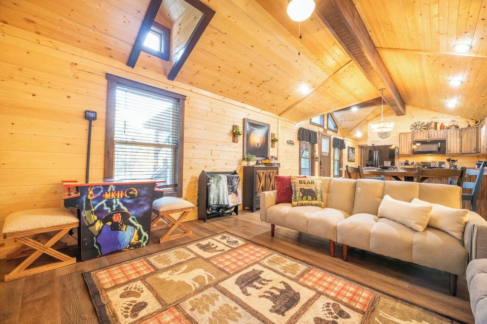 Tennessee Dream's cozy living area