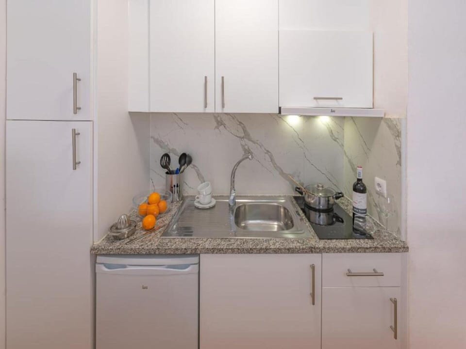 Apartment | Private kitchen