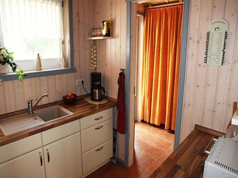 House | Private kitchen | Electric kettle, toaster