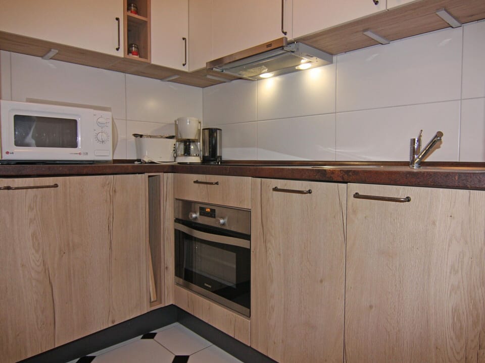 Apartment | Private kitchen | Electric kettle, toaster, highchair