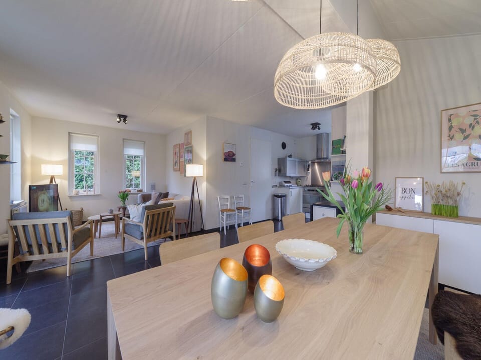 House | Dining