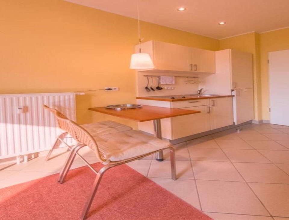 Apartment | Dining
