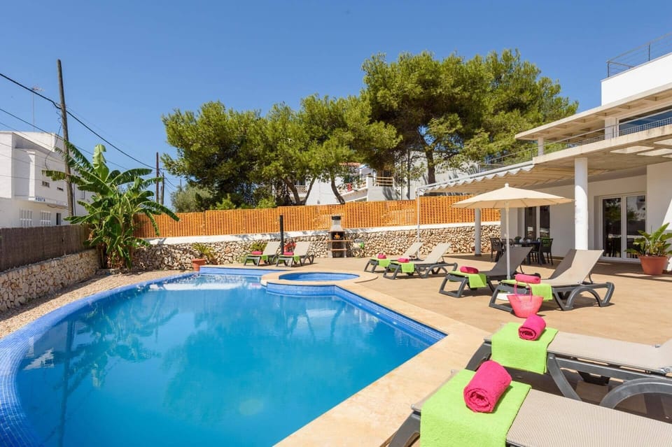 Villa Primasol image