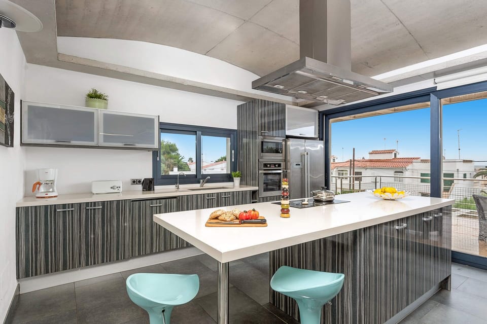 Villa Primasol image