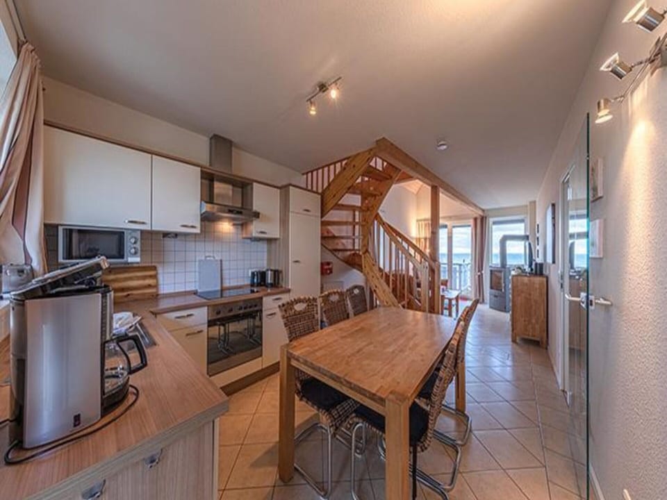 Apartment | Private kitchen | Electric kettle, toaster, highchair