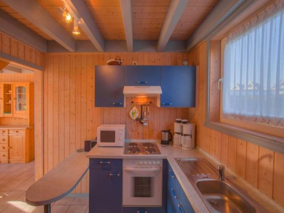 House | Private kitchen | Electric kettle, toaster