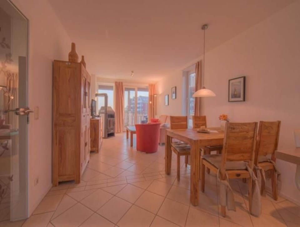Apartment | Dining