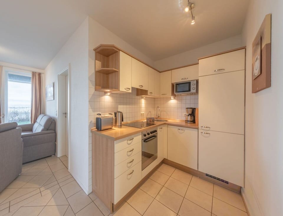 Apartment | Private kitchen | Electric kettle, toaster, highchair