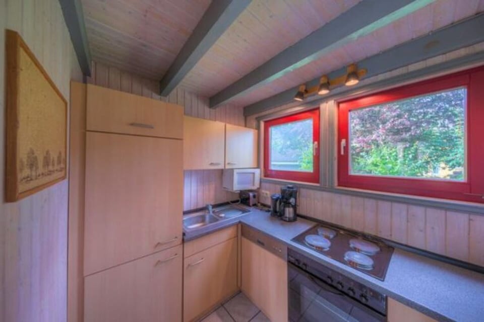House | Private kitchen | Electric kettle, toaster, highchair