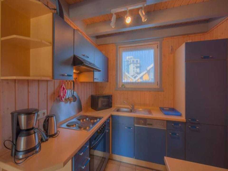 House | Private kitchen | Electric kettle, toaster