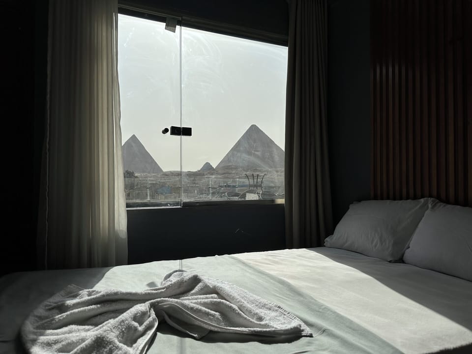 Double Room, Mountain View | Hypo-allergenic bedding, in-room safe, free WiFi