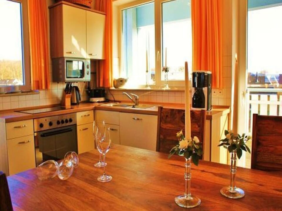 Apartment | Private kitchen | Electric kettle, toaster, highchair