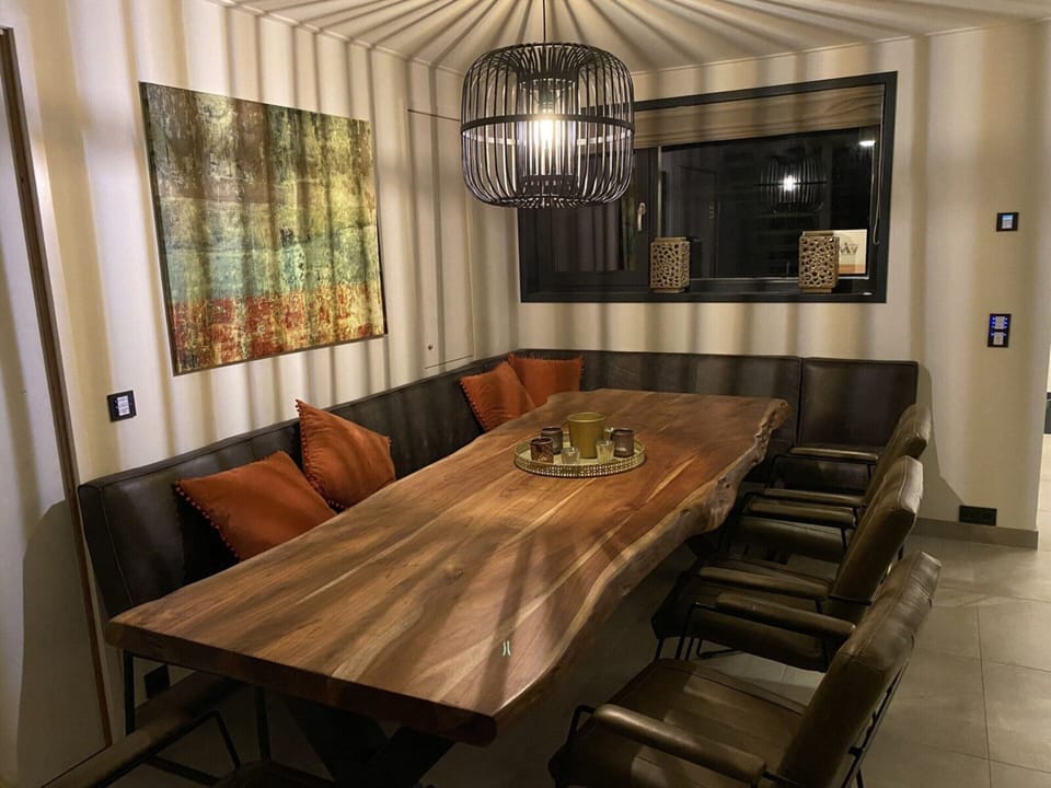 House | Dining