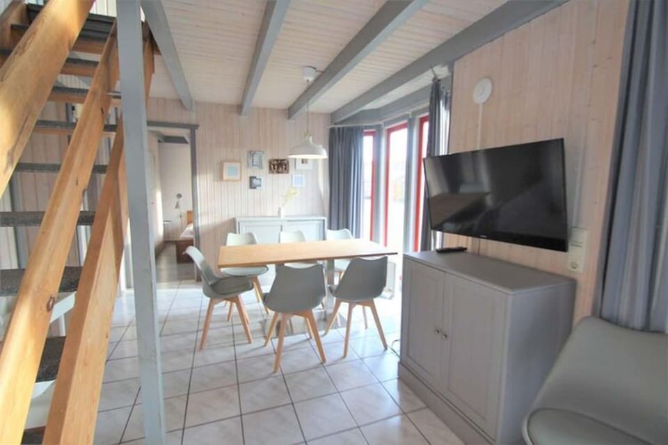 House | Dining