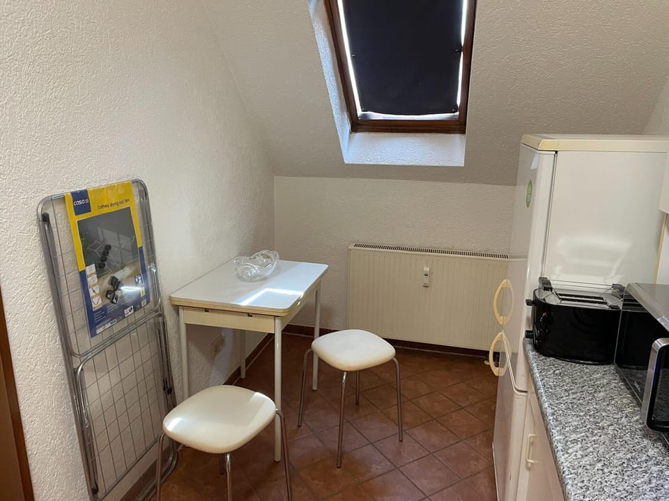 Apartment | Private kitchen | Electric kettle, toaster