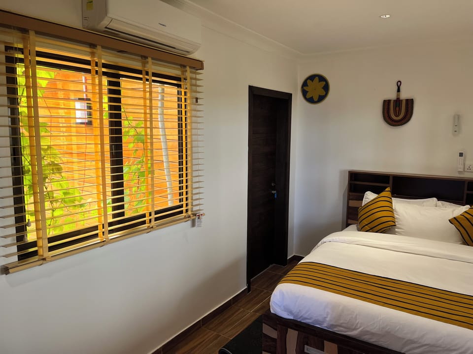 Room, Ocean View | Desk, laptop workspace, WiFi (free)