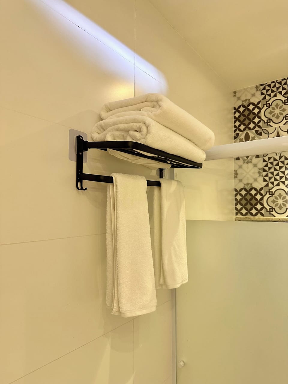 Standard Suite (4) | Desk, laptop workspace, blackout drapes, soundproofing