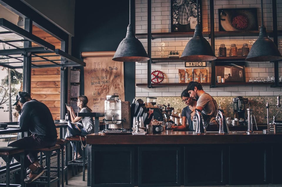 Gustos Coffee Shop, 2 min walk away. (photo retrieved from Google)