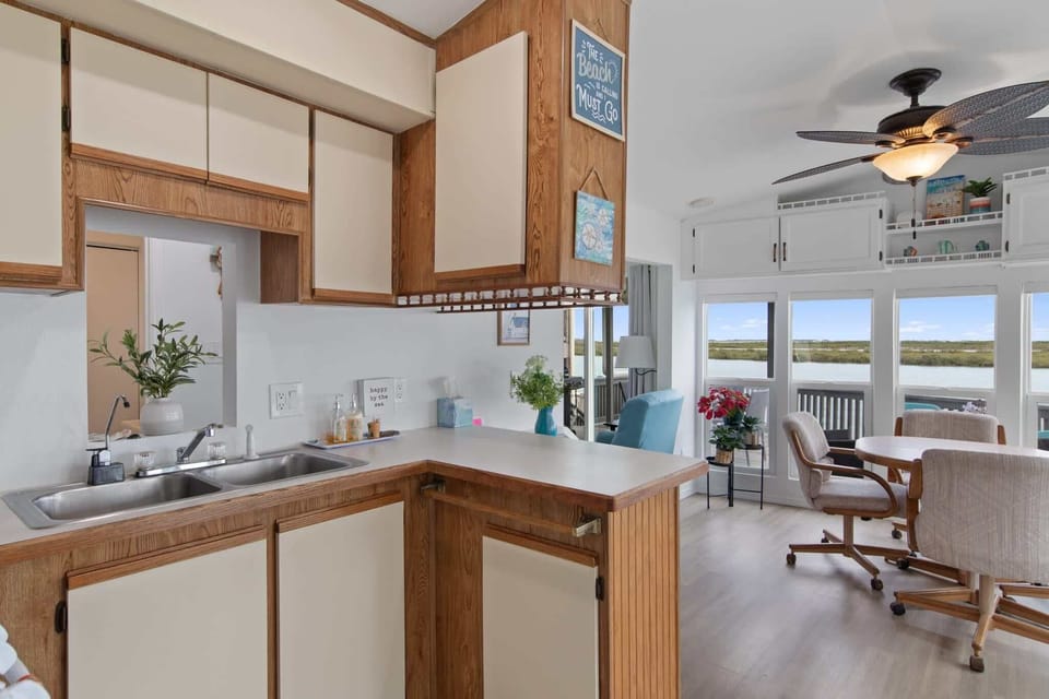 Plenty of counter space for cooking in