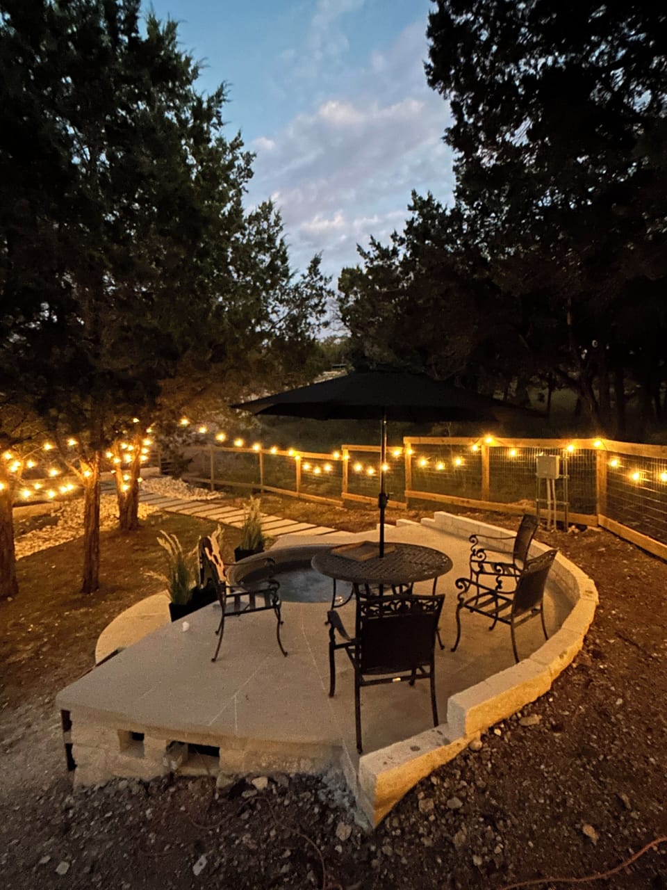 Outdoor dining