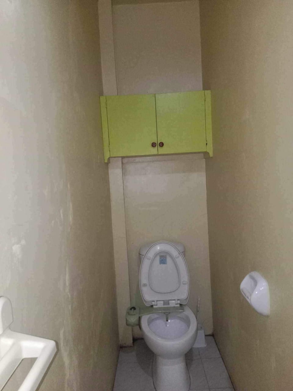 Basic Room | Bathroom | Slippers