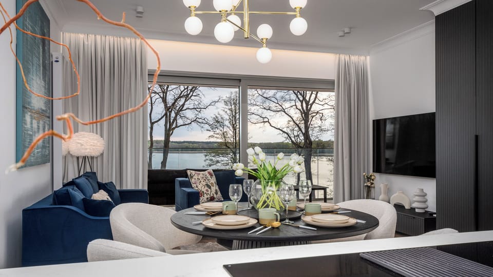 Apartament (A202) | In-room dining