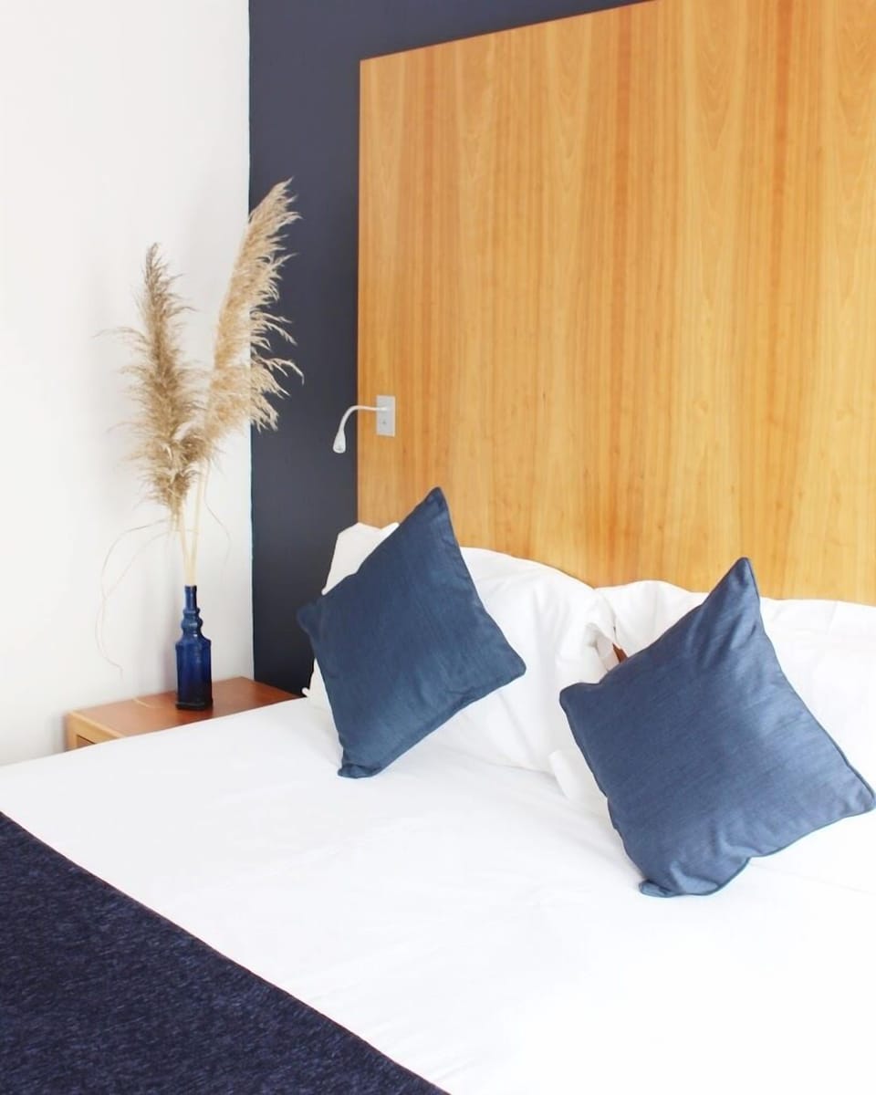 Standard Double Room, Lake View | Soundproofing, free WiFi